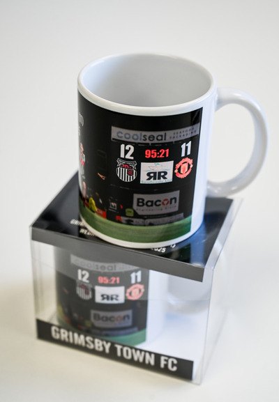 Celebration Mug v Man Utd